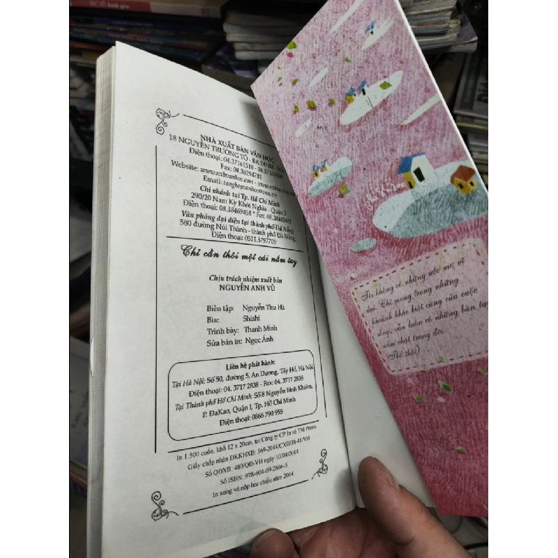 Chỉ Cần Thôi Một Cái Nắm Tay - Hoàng Yến Anh 1011442