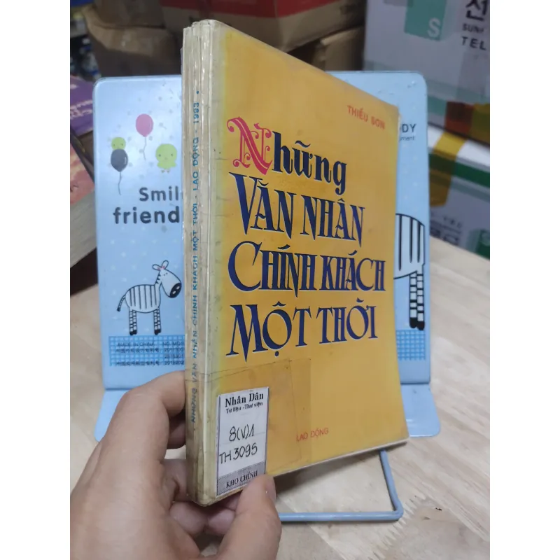 Sách: Những văn nhân chính khách một thời - TG: Thiếu Sơn (A2) 934847