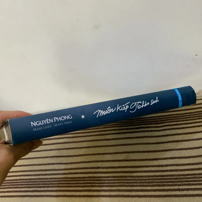 Muôn kiếp nhân sinh 1025845