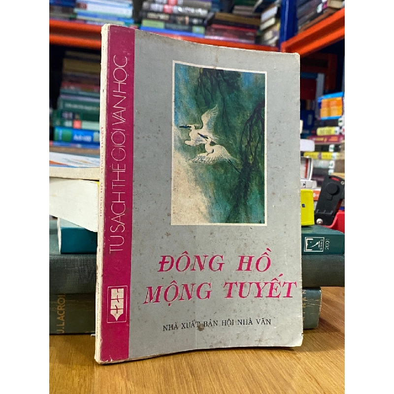 ĐÔNG HỒ MỘNG TUYẾT - VÕ VĂN NHƠN 164492