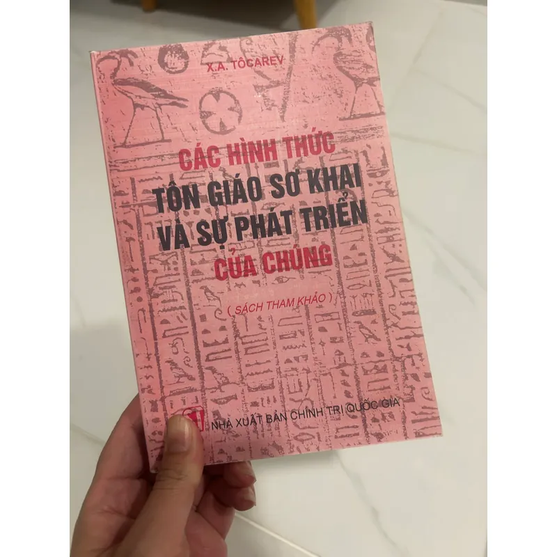 Các hình thức tôn giáo sơ khai và sự phát triển của chúng 605254