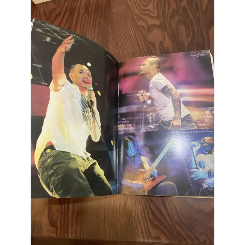 Bên kia Bức tường - Trần Lập 1006956