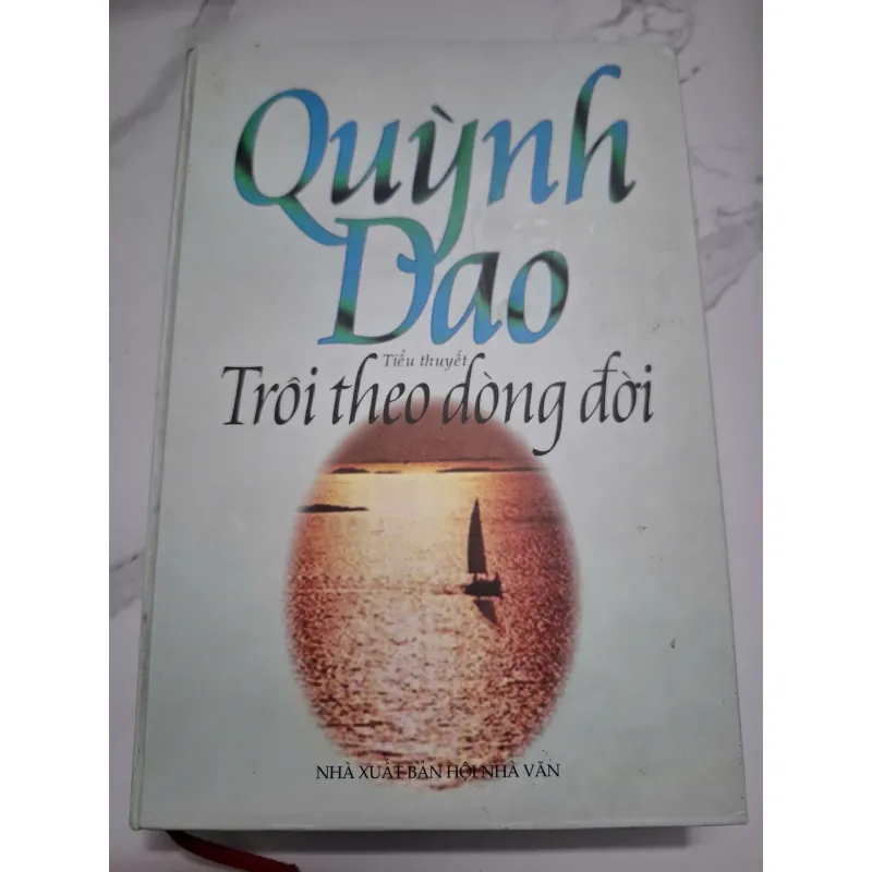 Trôi theo dòng đời - Quỳnh Dao - Tiểu thuyết (Lãng mạn) 622327