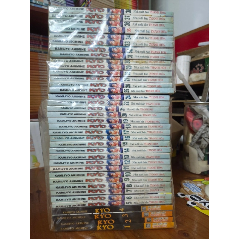 TRUYỆN TRANH MẮT QUỶ KYO ĐỌC XUÔI 295868