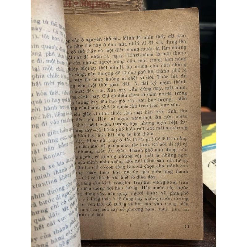 Trở lại Kônxtantina - A.T.Takhip Vattar 927711