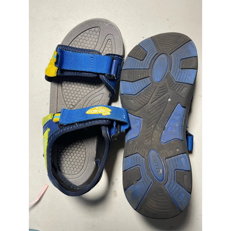 Combo Giày Sandal và Bata Bitis cho bé trai size 33 (7-9 tuổi ) 390972