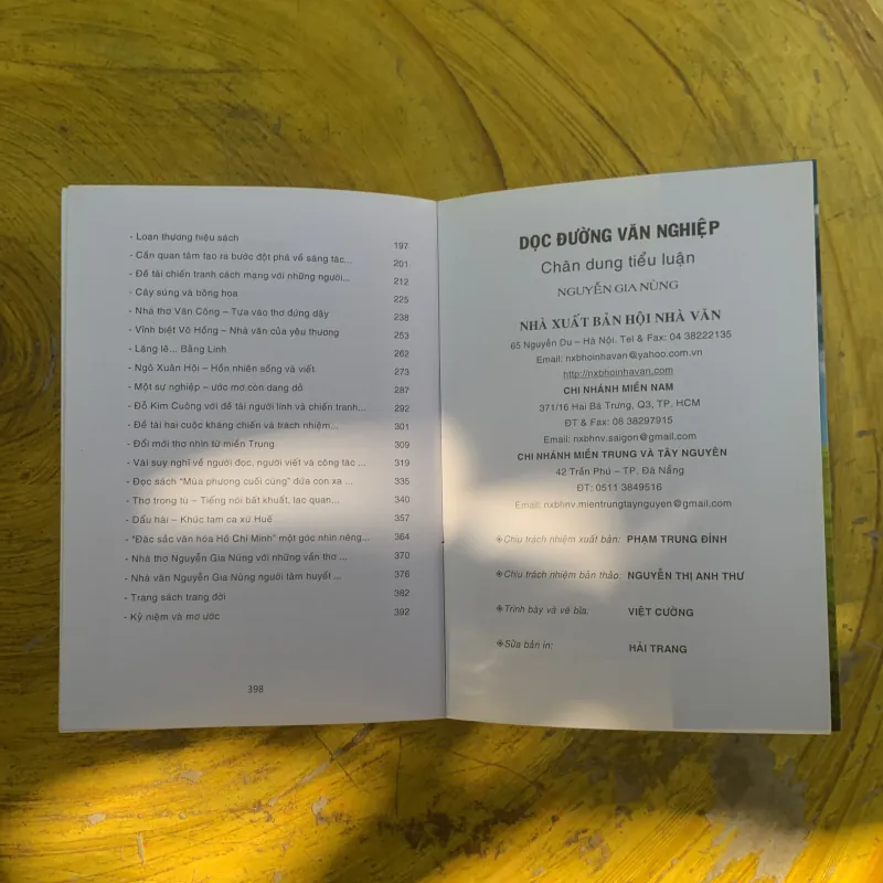DỌC ĐƯỜNG VĂN NGHIỆP - NGUYỄN GIA NÙNG 1002935