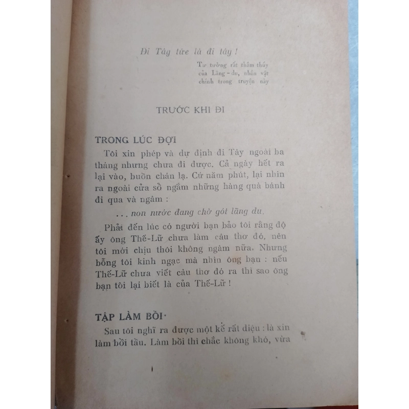 ĐI TÂY - NHẤT LINH 
 520982
