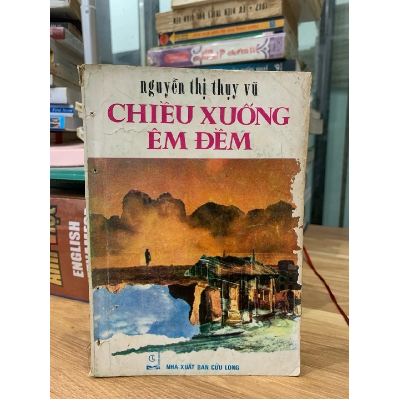 Chiều xuống êm đềm -Nguyễn Thị Thuỵ Vũ 751090