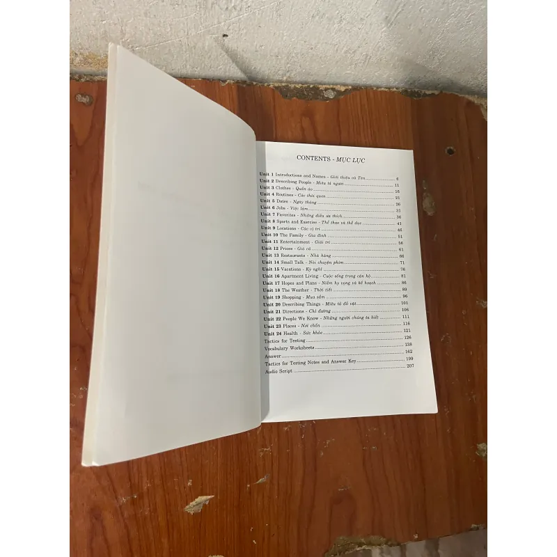 LUYỆN KỸ NĂNG NGHE TIẾNG ANH TRÌNH ĐỘ CƠ BẢN- TACTICS FOR LISTENING BASIC 730455