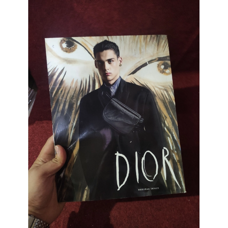 Tạp chí tiếng Hoa Hommes 10 910507