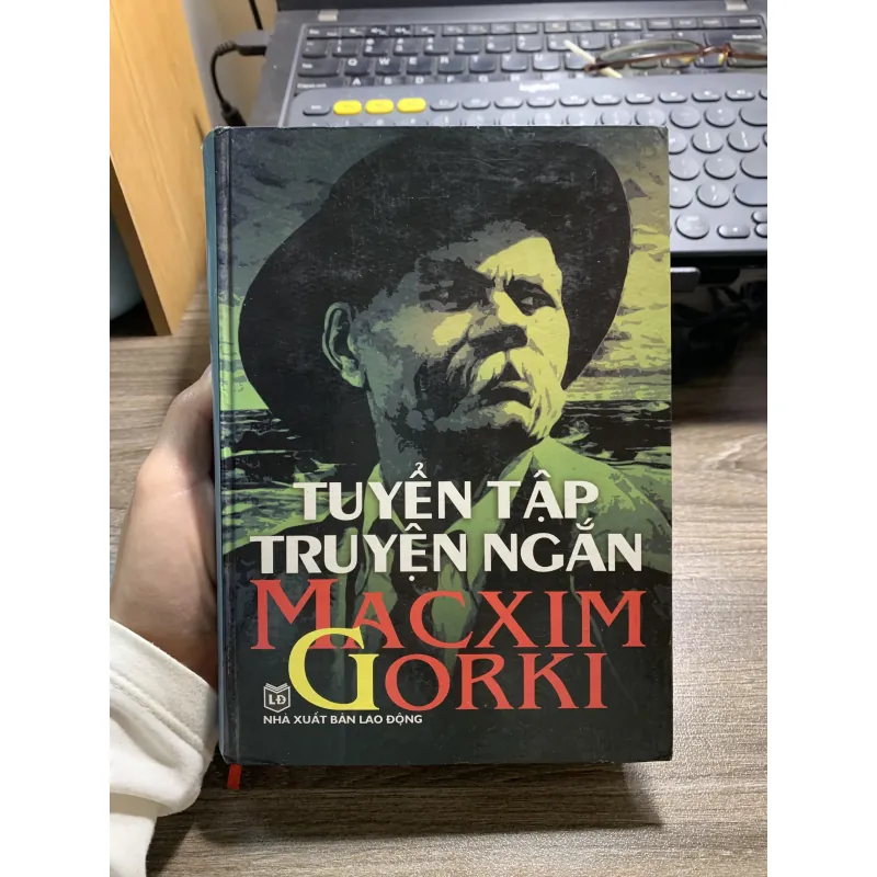 Tuyển tập truyện ngắn Macxim Gorky (bìa cứng) 785055