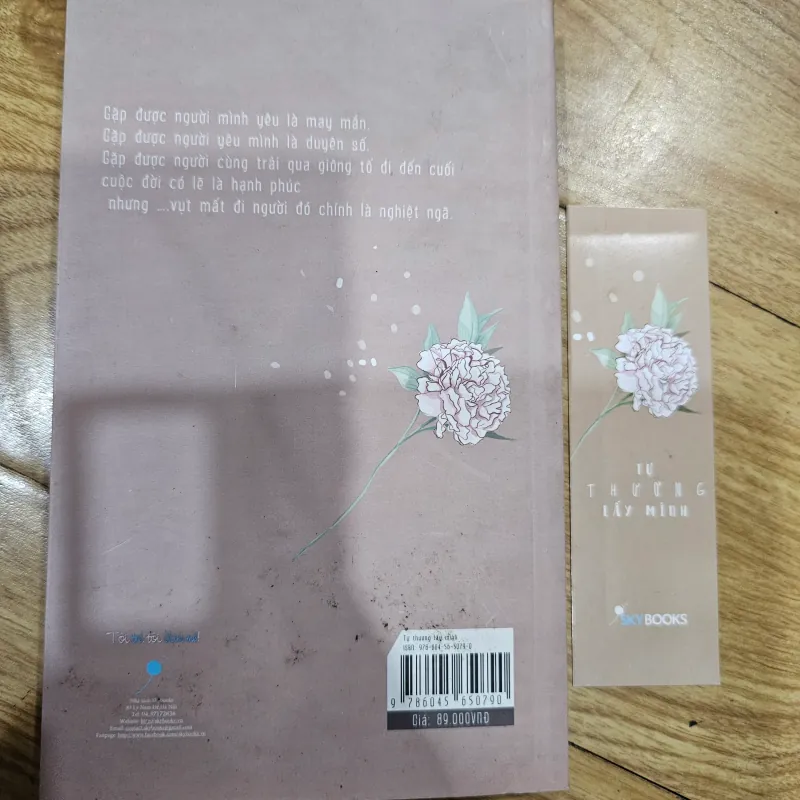 Tự thương lấy mình
30k (bìa 89k) 1019029