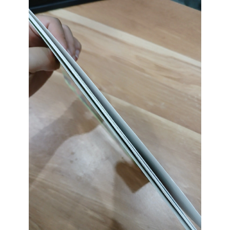 What are Camouflage and Mimicry? - Bobbie Kalman 547747