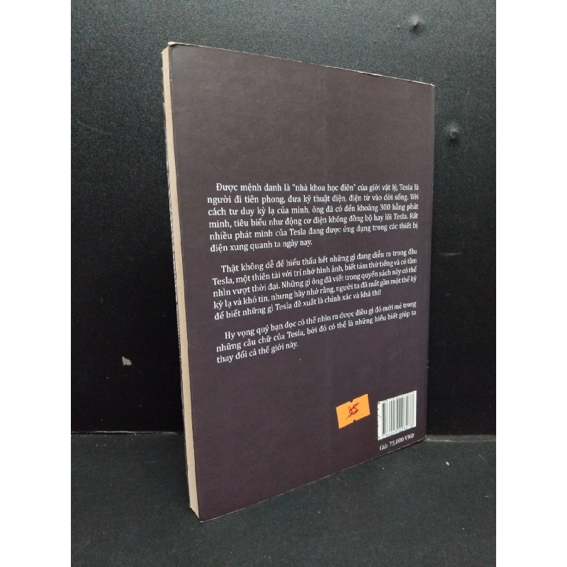 Cuộc đời kỳ lạ của Nikola Tesla mới 70% ố vàng 2020 HCM1008 Nikola Tesla DANH NHÂN 923646