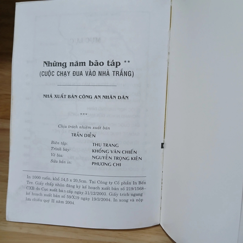 Những Năm Bão Táp (Cuộc Chạy Đua Vào Nhà Trắng) - Henry Kissinger 431186