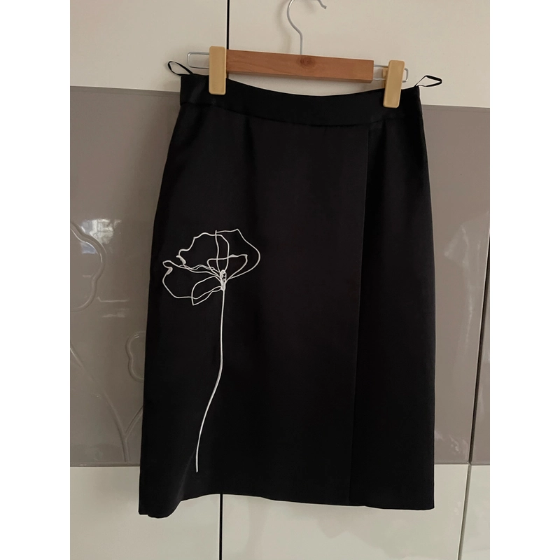 Chân váy Format màu đen size M 469548