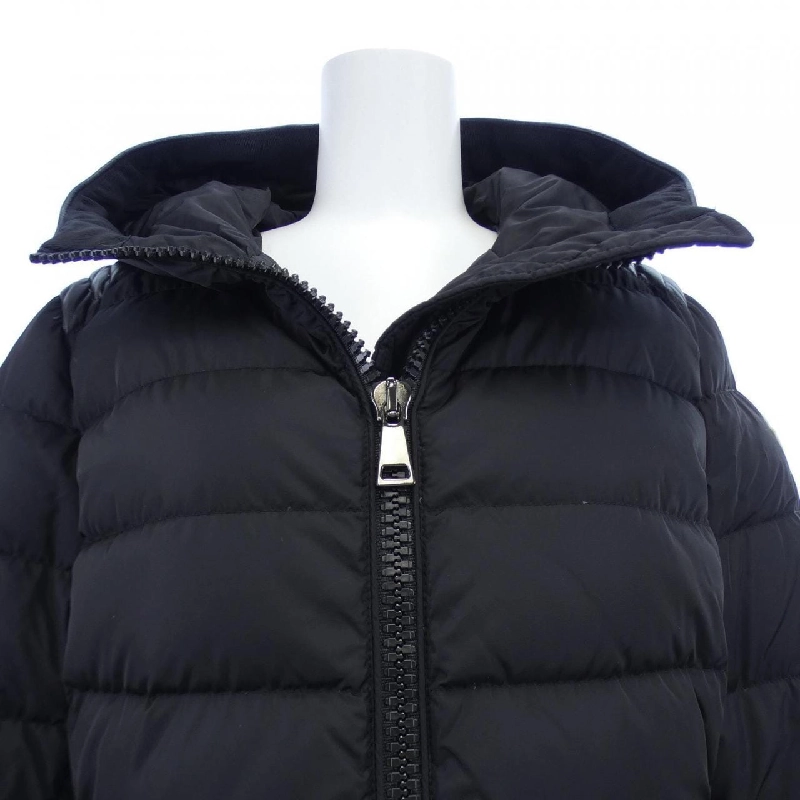 Áo khoác lông vũ MONCLER 636642