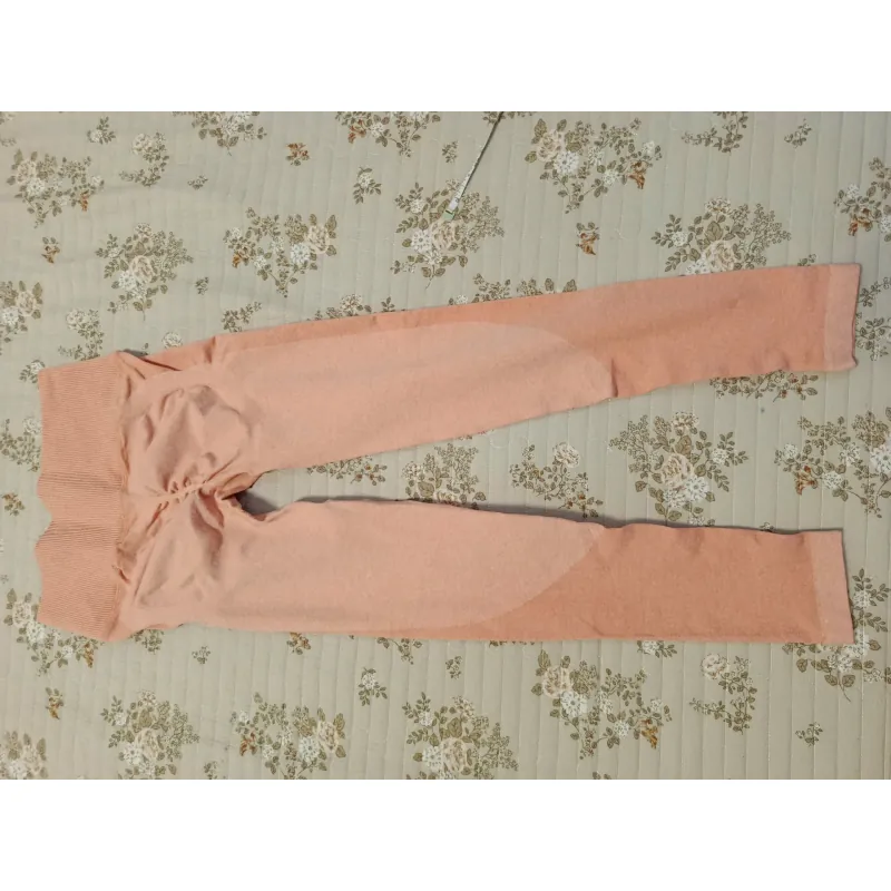 Quần tập dài chun mông hồng cam size L 1023241