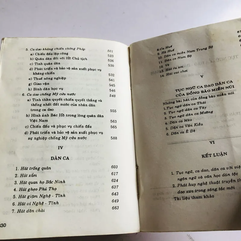 📚 TỤC NGỮ CA DAO VIỆT NAM – Vũ Ngọc Phan 573504