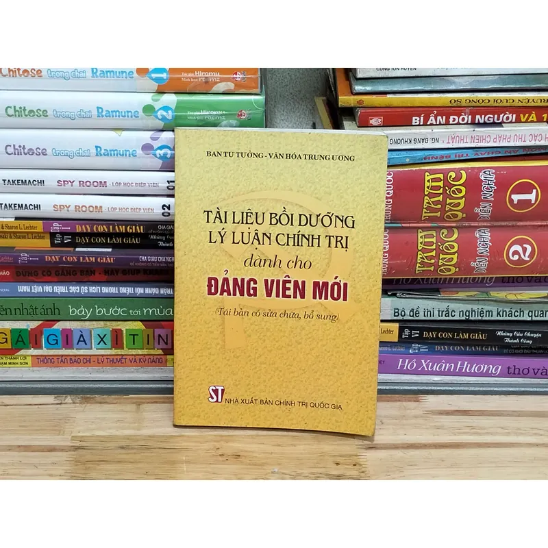 Tài liệu bồi dưỡng lý luận chính trị dành cho Đảng viên mới 594272