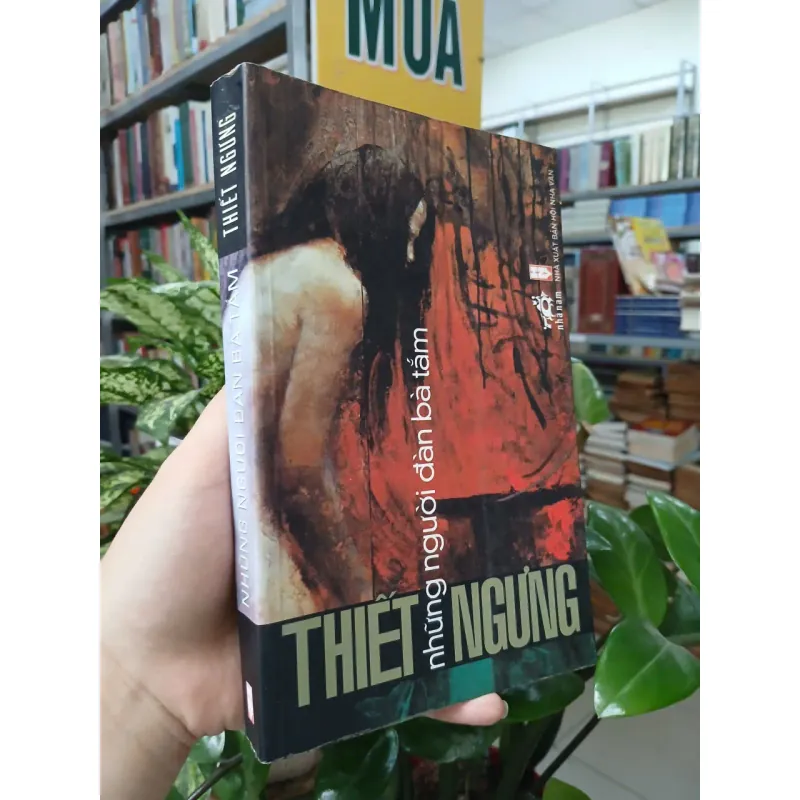 NHỮNG NGƯỜI ĐÀN BÀ TẮM - THIẾT NGƯNG 1038222