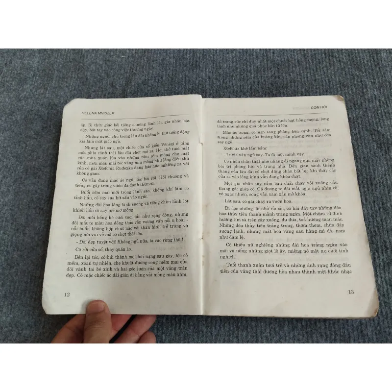 CON HỦI - HELENA MNISZEK 574278