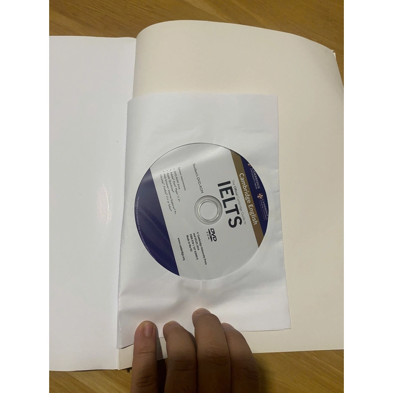 The Official Cambridge Guide To IELTS 507547