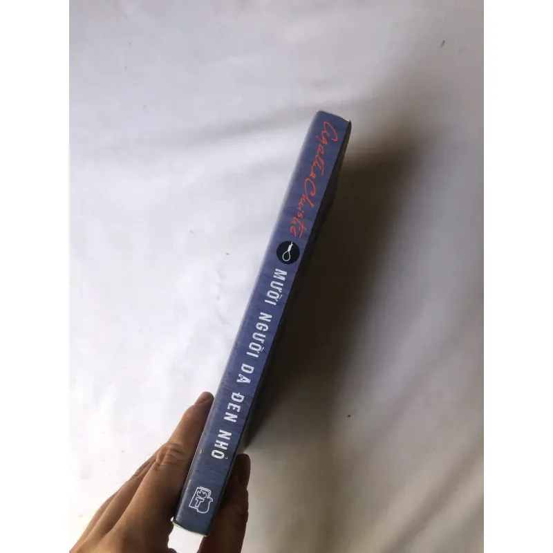 Mười Người Da Đen Nhỏ - Agatha Christie 788094