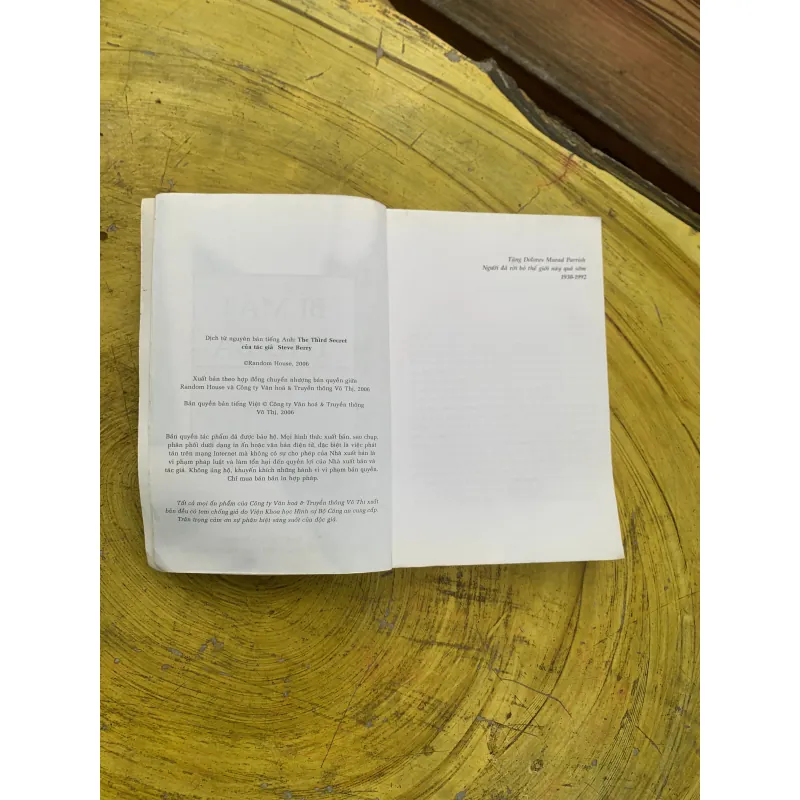 BÍ MẬT THỨ 3 - STEVE BERRY  799983