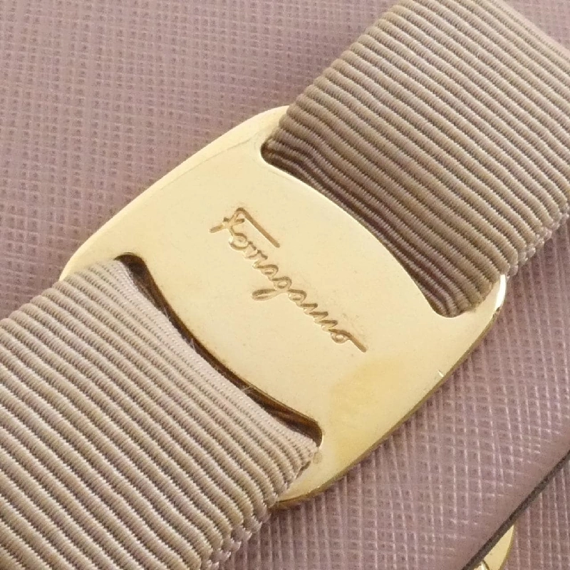 Túi xách Salvatore Ferragamo 21 E133 - Hàng hiệu Chính hãng 804761