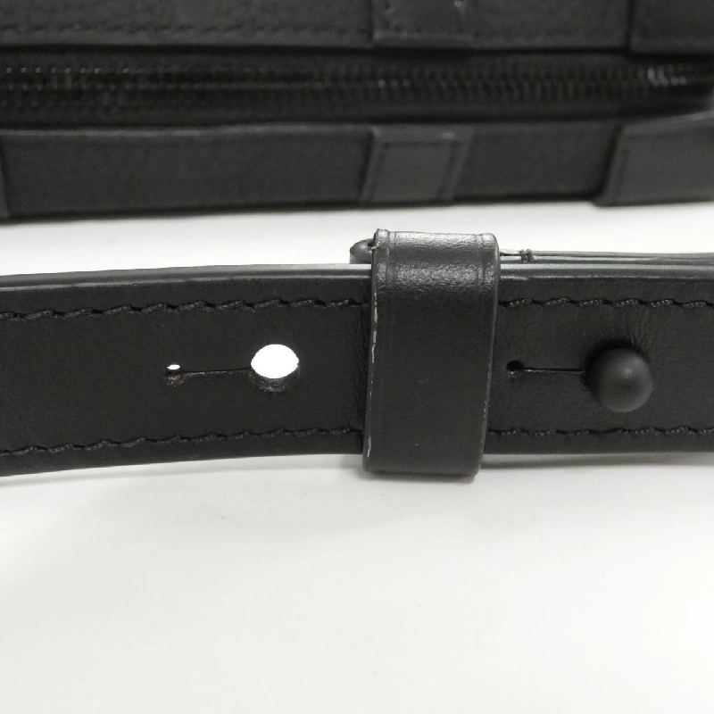 Ví mềm Monogram Trianon Louis Vuitton M80224 túi đeo vai 611601