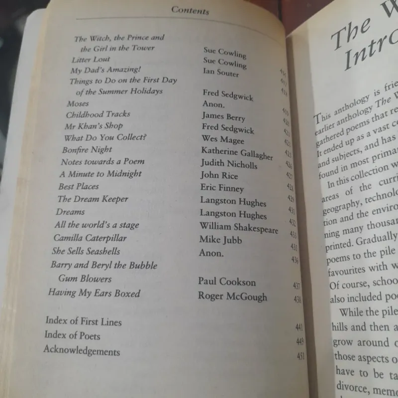 Brian Moses and Pie Corbett - THE WORKS, Poems on every subject and for every occasion 971059