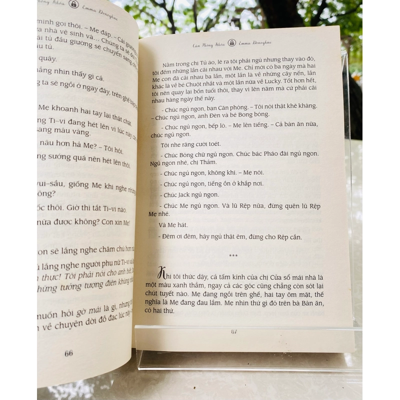 CĂN PHÒNG KHOÁ - EMMA DONOGHUE 547496