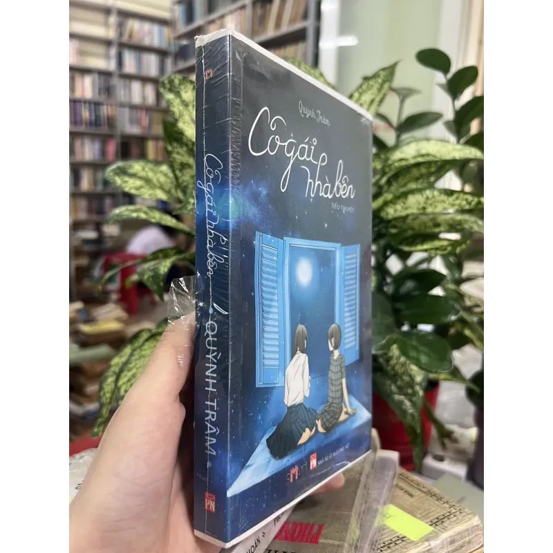 CÔ GÁI NHÀ BÊN - QUỲNH TRÂM 1010116