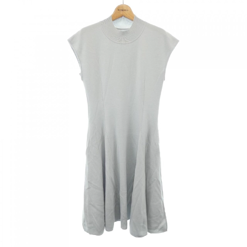 【Mã giảm giá】Đầm FOXEY 647540