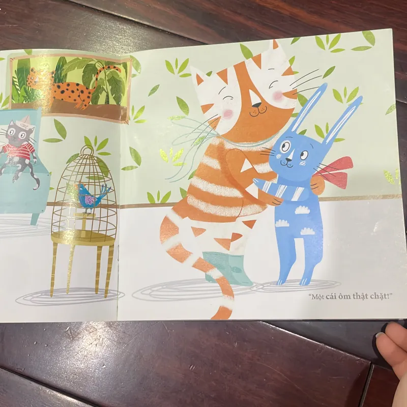 THỎ CON TRỐN ĐÂU NHỈ - hộp háo hức / sách song ngữ  1028153