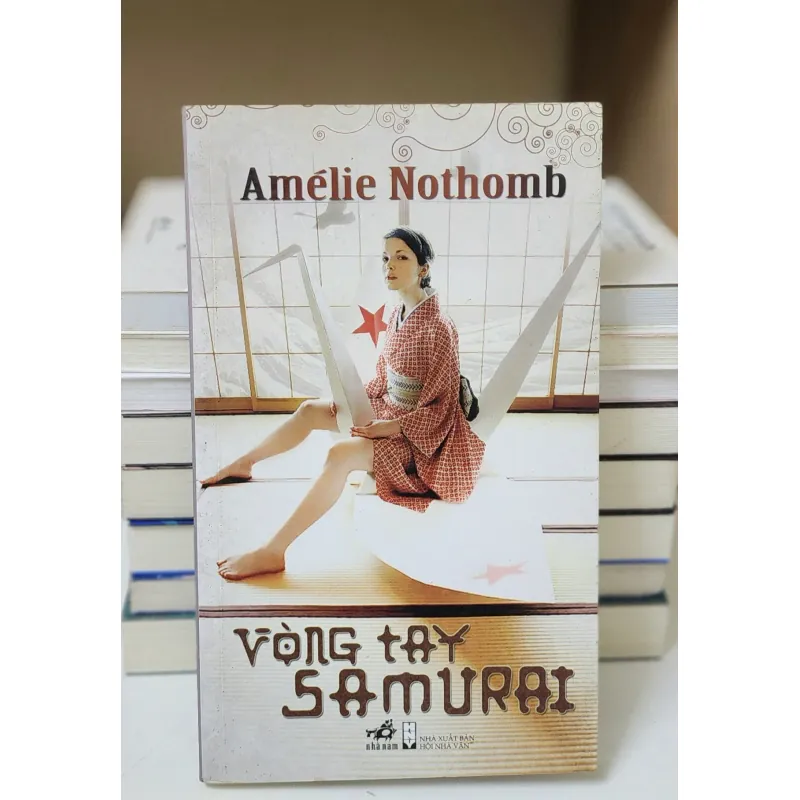 Văn học Nhật: VÒNG TAY SAMURAI - Amelie Nothomb 706274