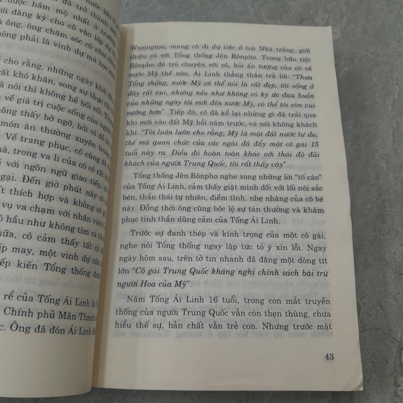 TỐNG Á LINH NỮ HOÀNG KHÔNG VƯƠNG MIỆN - DƯƠNG GIẢ THANH 463501