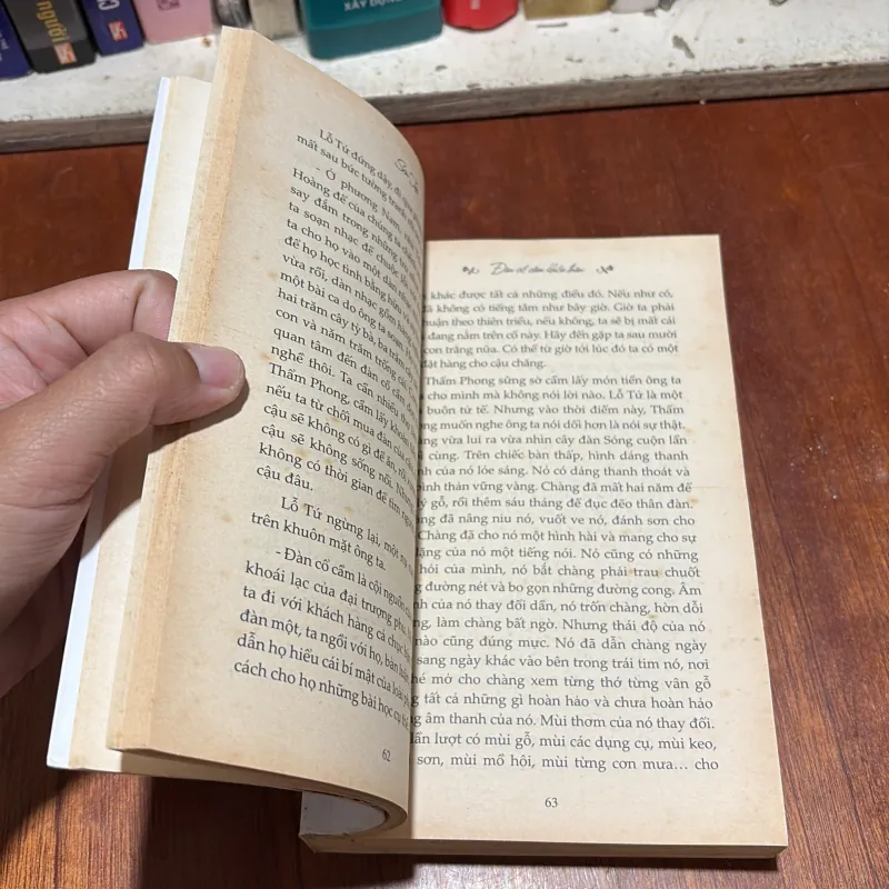 II Tiểu Thuyết: Đàn Cổ Cầm Khoả Thân - Sơn Táp - Cénacle A (Dịch) - 2013 795578