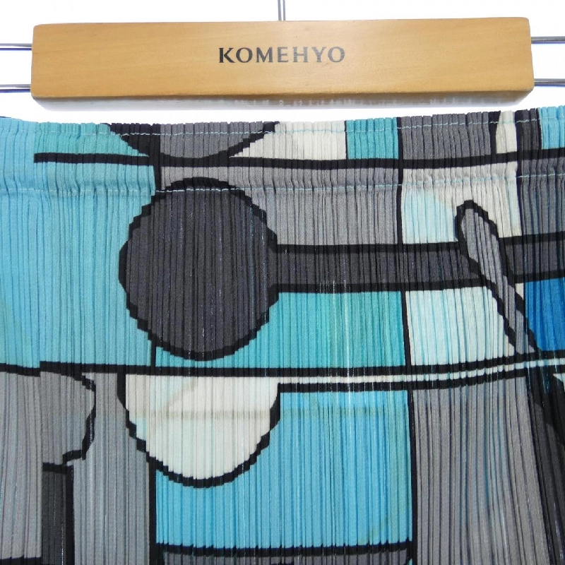 【Mã giảm giá】Váy Pleats Please 653186