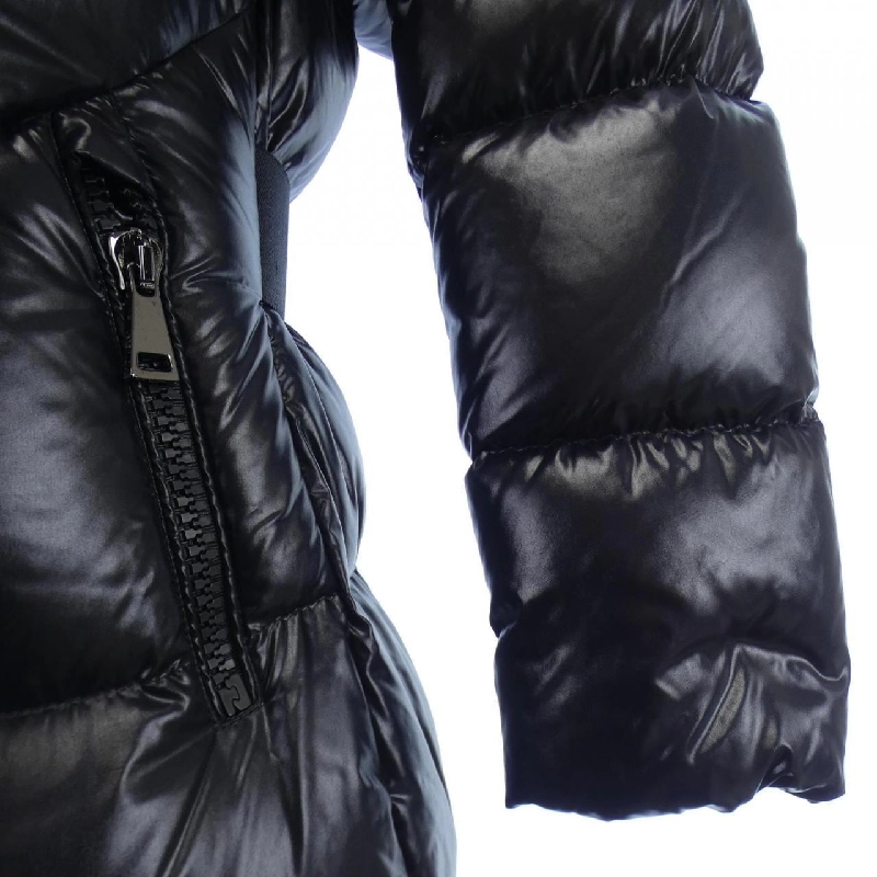 Áo khoác lông vũ MONCLER 636756