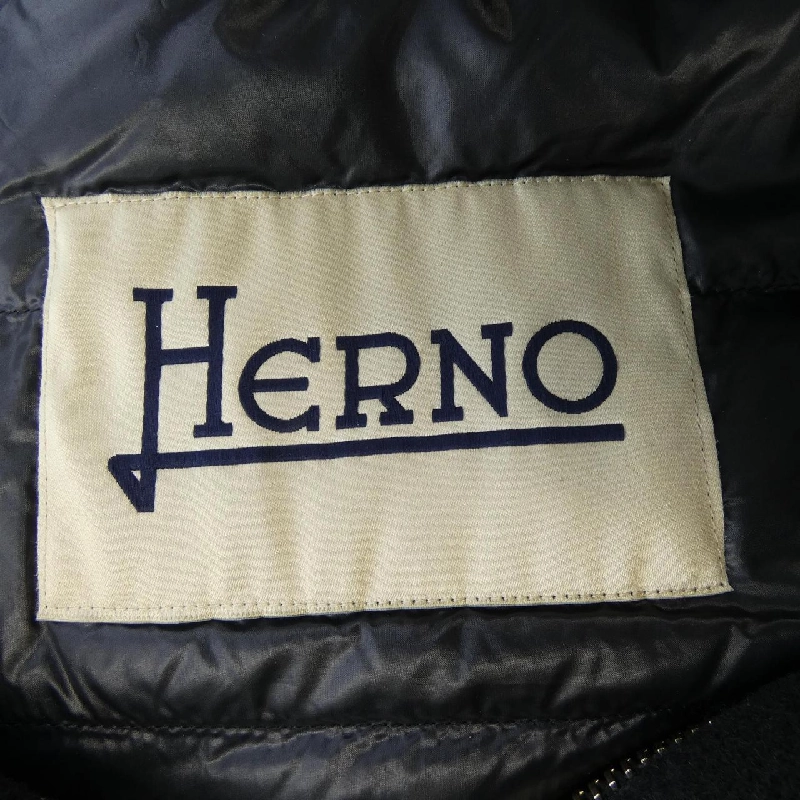 Áo khoác lông vũ Herno GA0099D - Hàng hiệu Authentic 815150