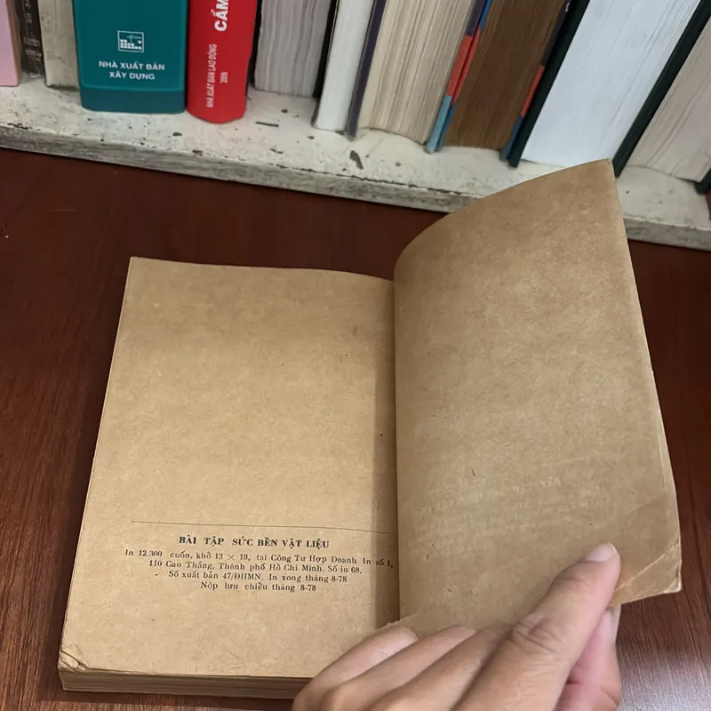 II Sách Xưa: Bài Tập Sức Bền Vật Liệu (Trung Học Chuyên Nghiệp) - G.M. IXCÔVIT - 1978 647206