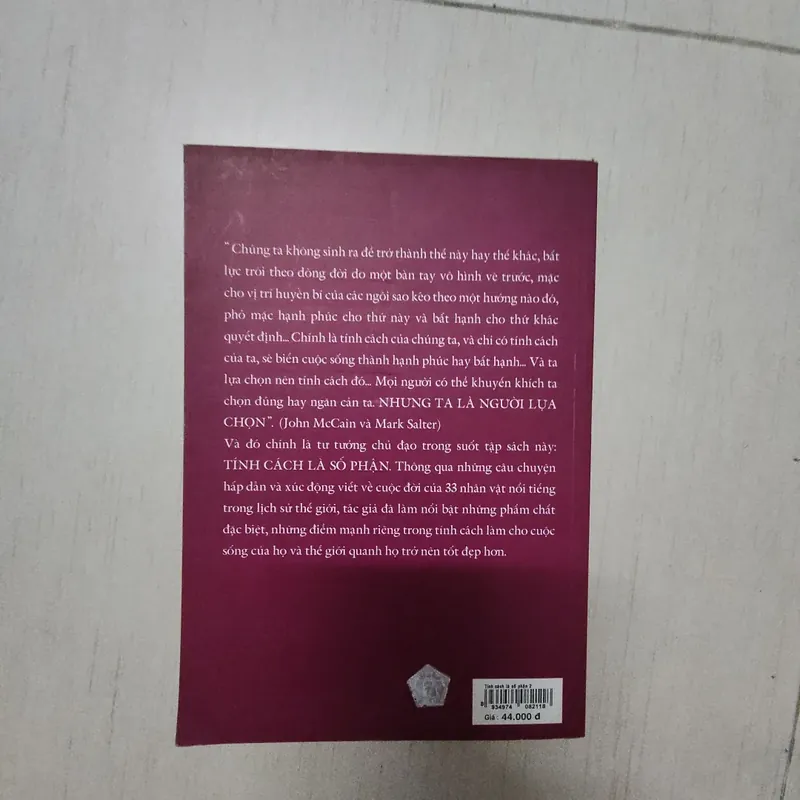 Sách Tính cách là số phận 715737