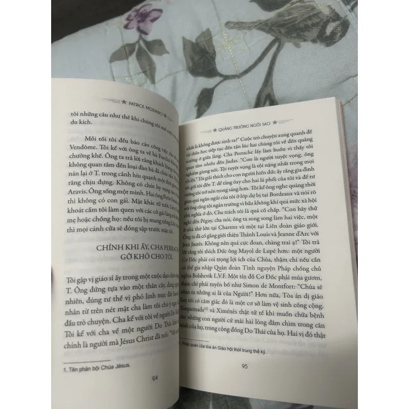 Quảng trường ngôi sao - Patrick Modiano 993153