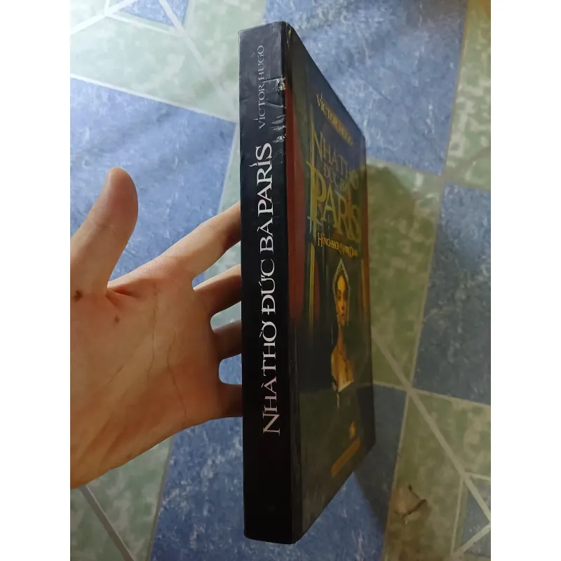 Nhà thờ Đức bà Paris - Victor Hugo 932605