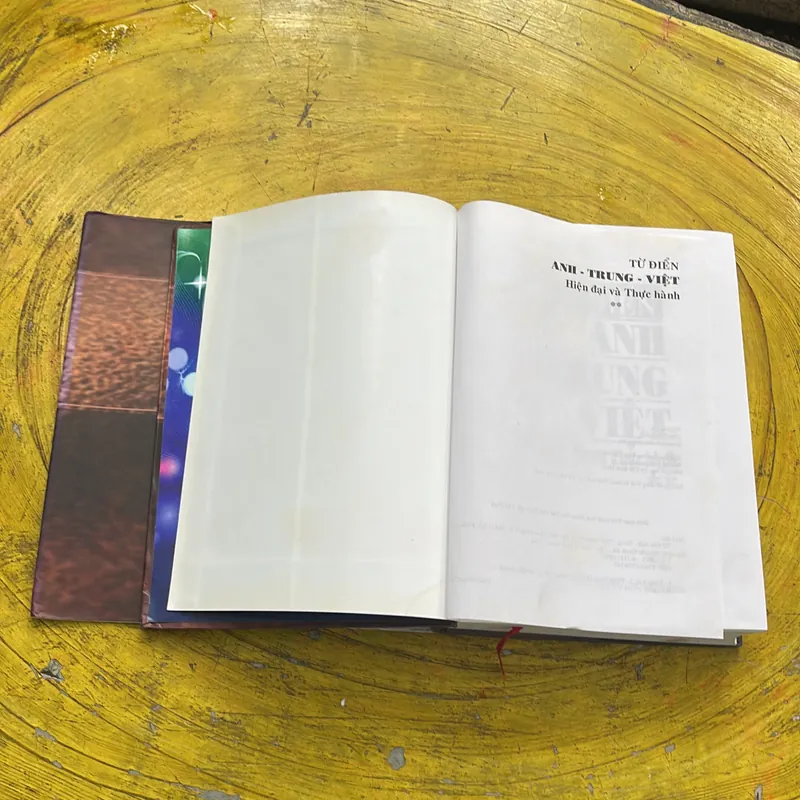 TỪ ĐIỂN ANH - TRUNG - VIỆT - HIỆN ĐẠI VÀ THỰC HÀNH (HAI TẬP) - GS. CAO LĂNG CHỦ BIÊN 603295