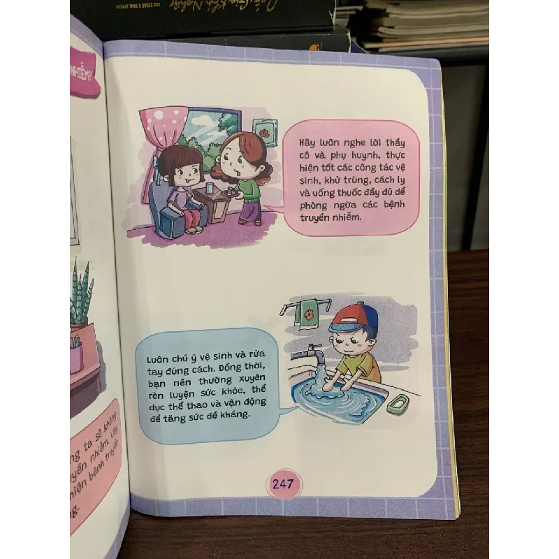 Con ơi! Hãy học cách tự bảo vệ bản thân 700364