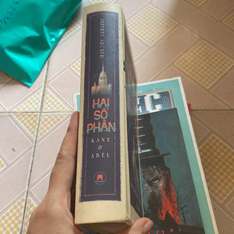 Hai số phận bìa cứng  735958